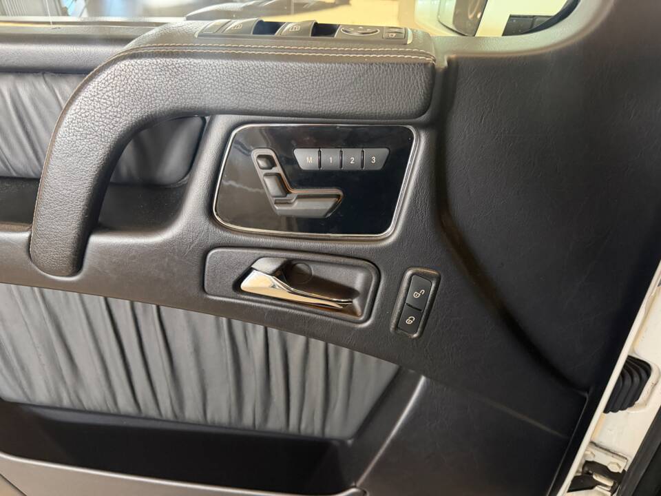Bild 12/19 von Mercedes-Benz G 350 d Professional (2017)