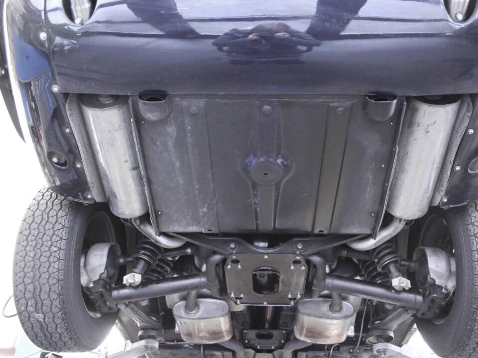 Bild 21/27 von Daimler Double Six Avon-Stevens (1978)