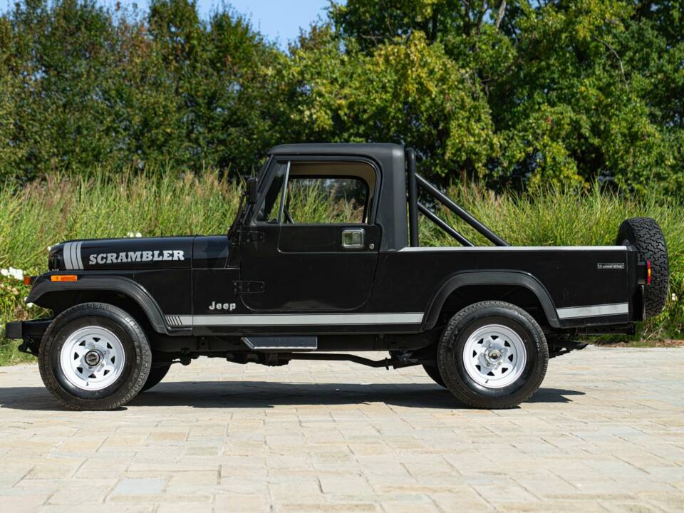 Image 5/50 of Jeep CJ-8 (1984)