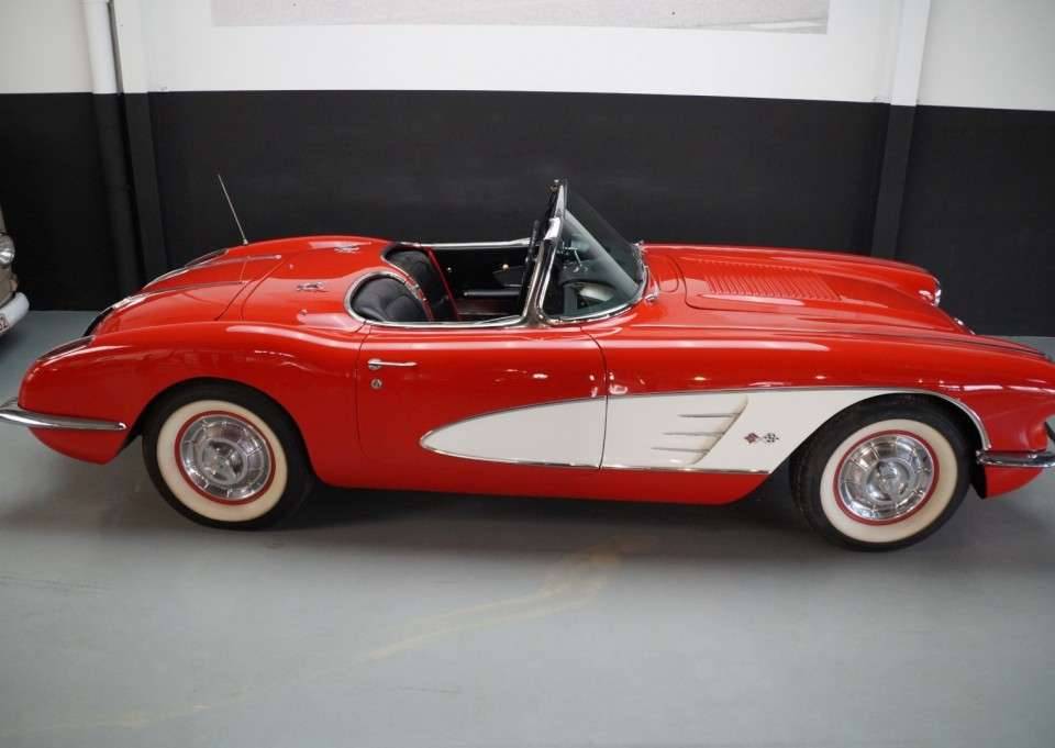 Bild 33/50 von Chevrolet Corvette (1958)