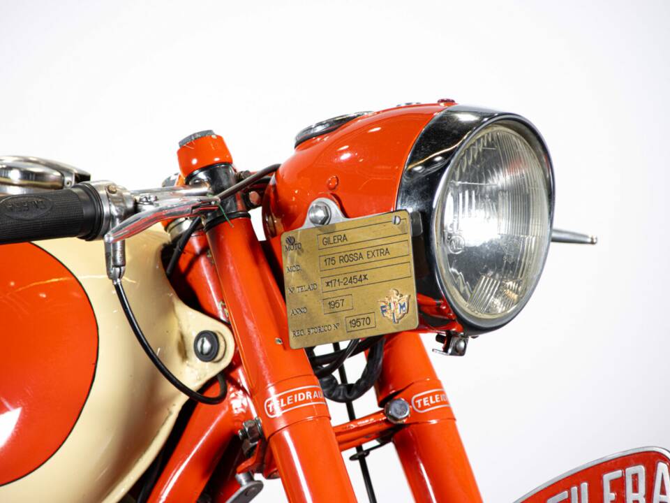 Bild 38/50 von Gilera 175 Sport (1956)