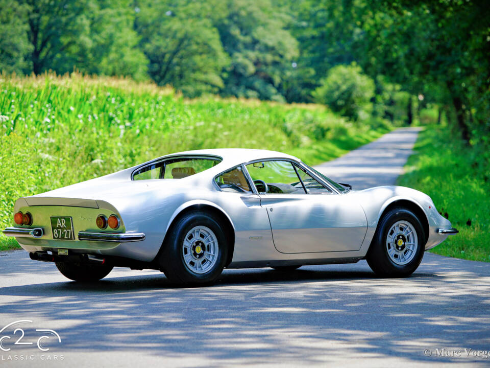 Immagine 57/73 di Ferrari Dino 246 GT (1971)