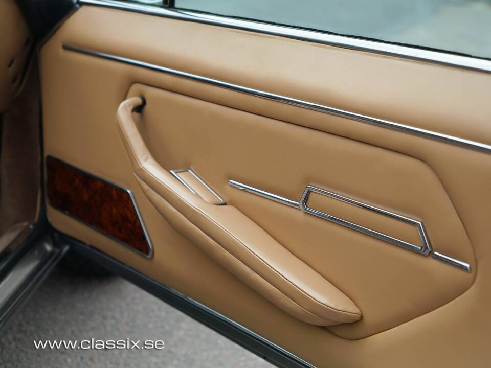 Image 15/28 of Lamborghini Espada 400 GT (1970)