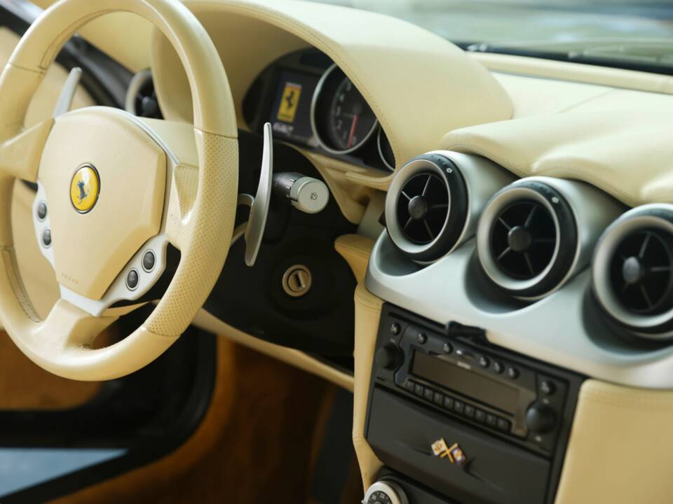 Bild 35/50 von Ferrari 612 Scaglietti (2005)