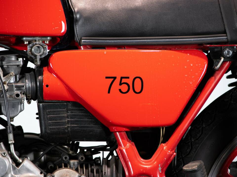 Bild 17/50 von Yamaha XS 750 (1979)