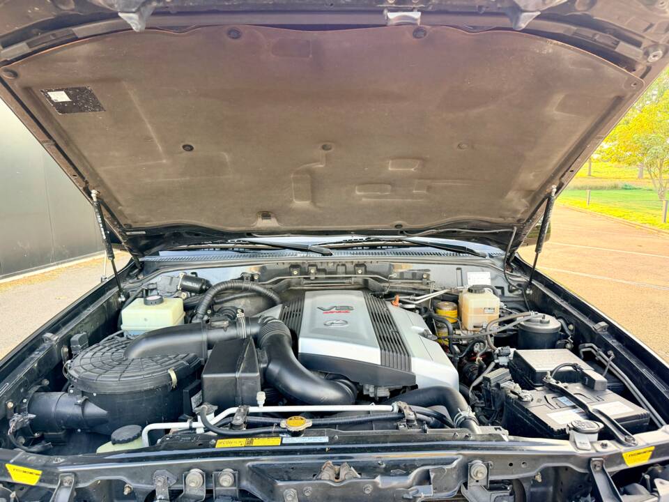 Image 30/32 of Lexus LX 470 (2003)