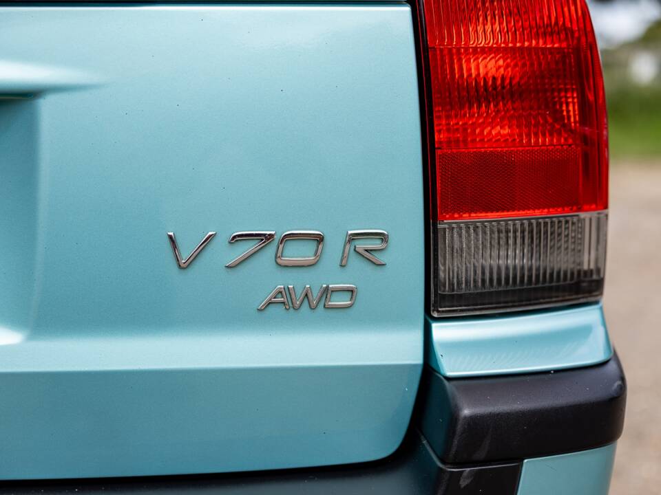 Image 23/50 de Volvo V70 R AWD (2003)