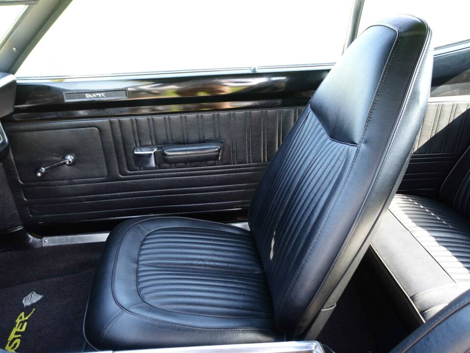 Image 51/57 of Plymouth Duster (1970)