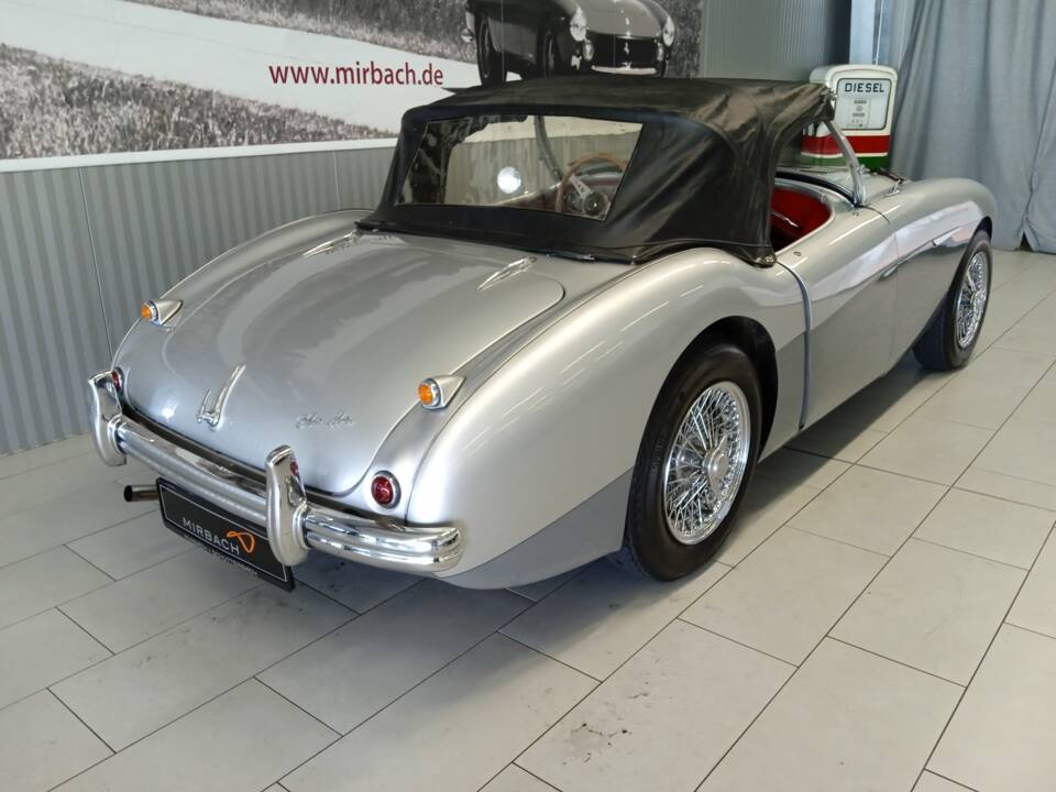 Image 8/15 of Austin-Healey 100&#x2F;4 (BN2) (1956)