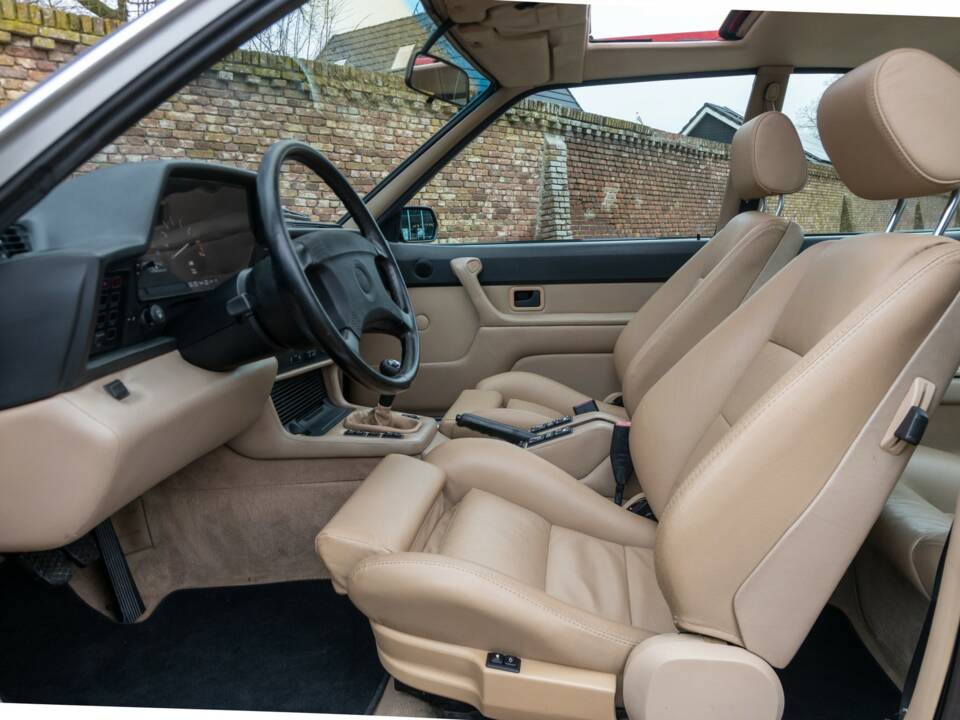 Bild 38/50 von BMW M6 (1988)