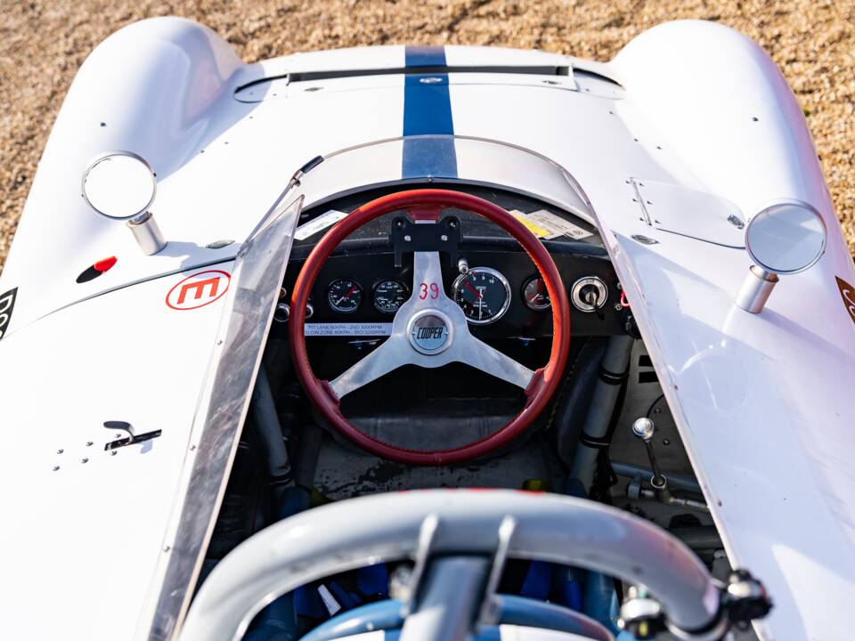 Afbeelding 7/54 van Cooper T39 (1956)