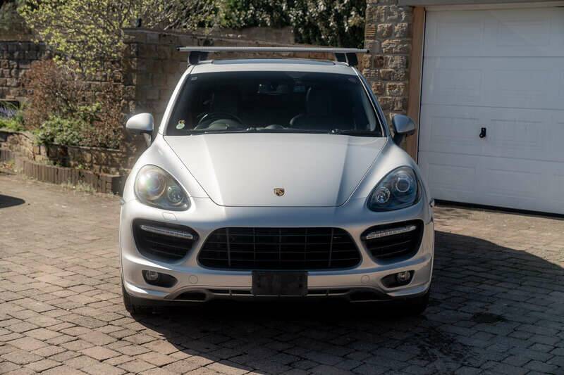 Image 7/50 de Porsche Cayenne GTS (2012)