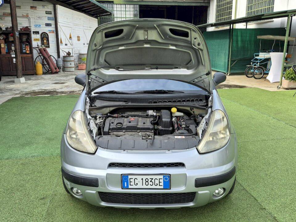Image 40/54 of Citroën C3 1.6 16V (2004)
