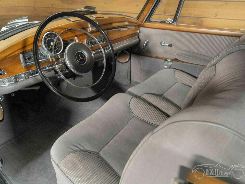 Bild 15/19 von Mercedes-Benz 300 d (1962)