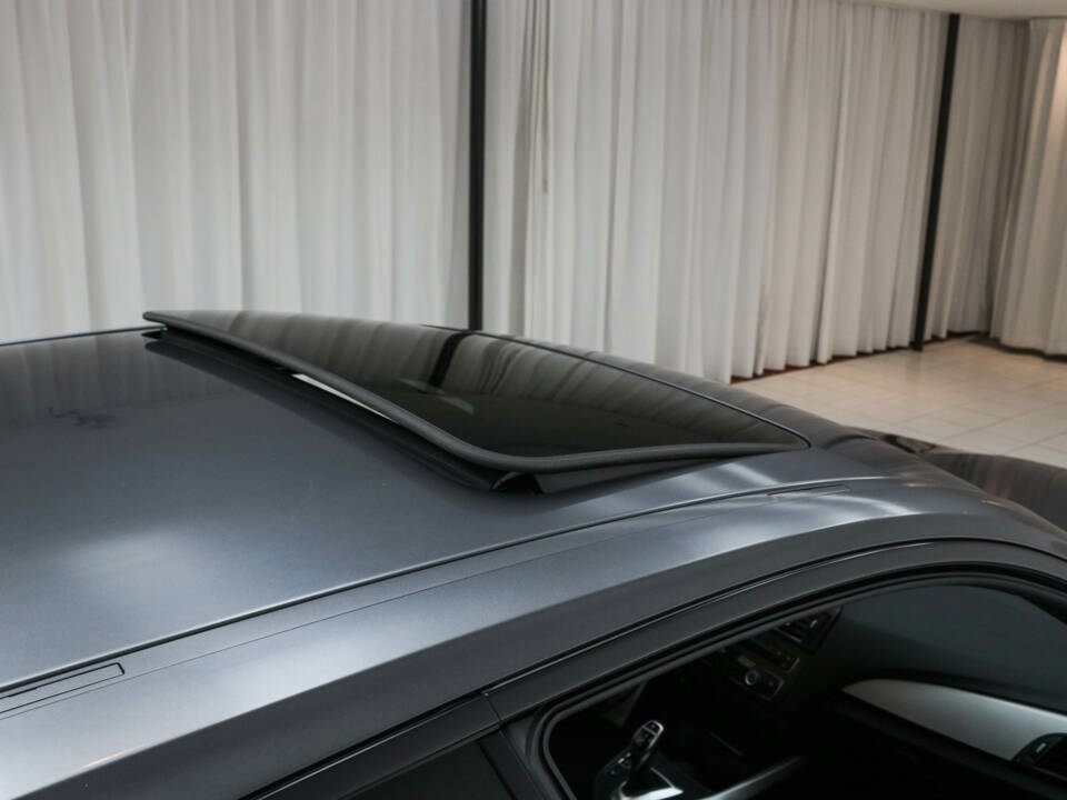 Bild 14/16 von BMW M135i (2014)