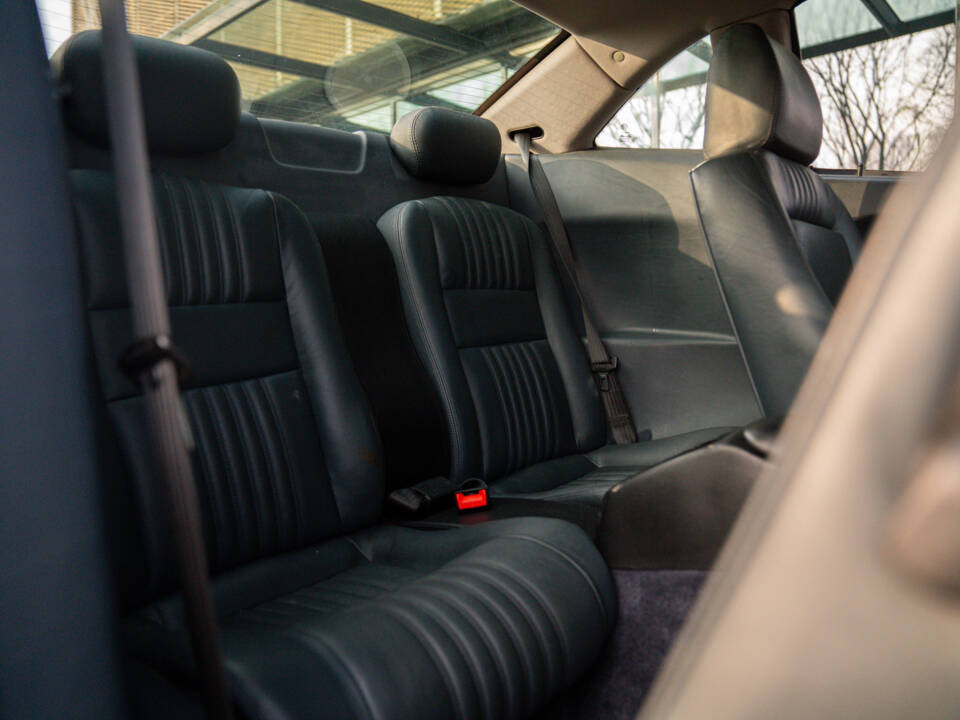 Immagine 23/46 di Alfa Romeo GTV 2.0 JTS (2003)