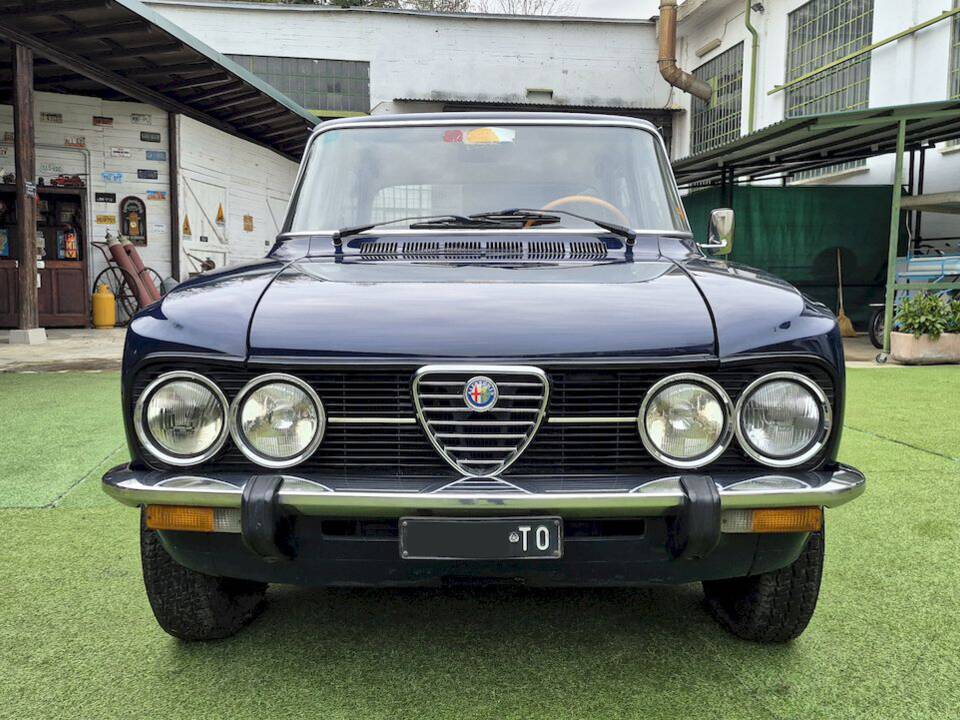 Imagen 7/67 de Alfa Romeo Giulia Nuova Super 1600 (1977)