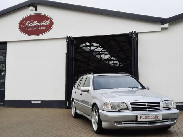 Bild 3/19 von Mercedes-Benz C 43 AMG T (1999)