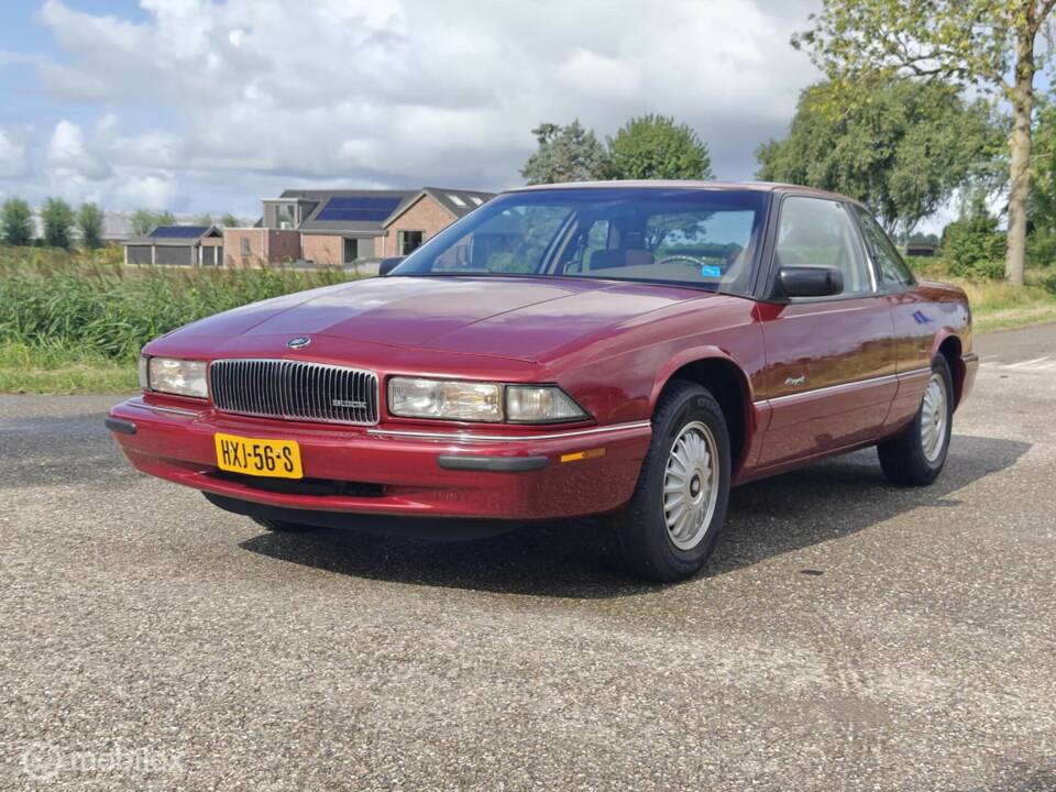 Imagen 8/48 de Buick Regal Sedan (1996)