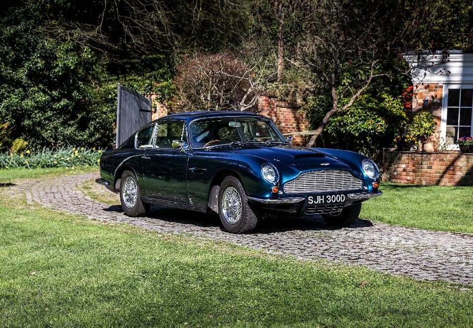 Bild 8/30 von Aston Martin DB 6 Vantage (1966)