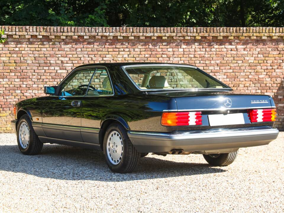 Bild 2/50 von Mercedes-Benz 560 SEC (1987)