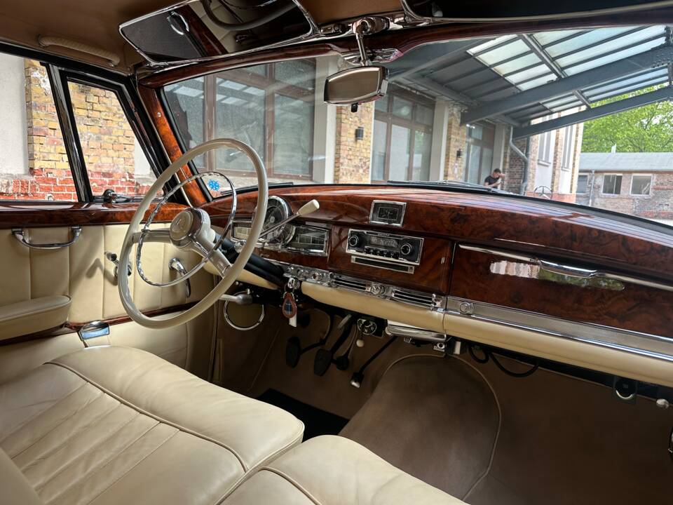 Bild 42/74 von Mercedes-Benz 300 b Cabriolet D (1955)