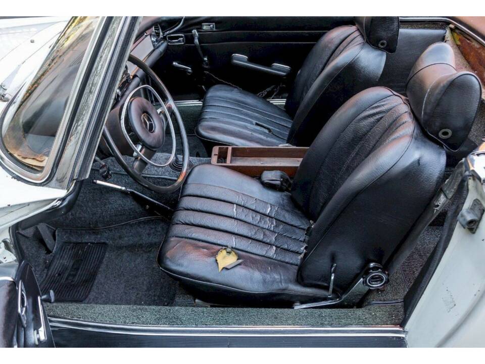 Bild 26/40 von Mercedes-Benz 280 SL (1969)