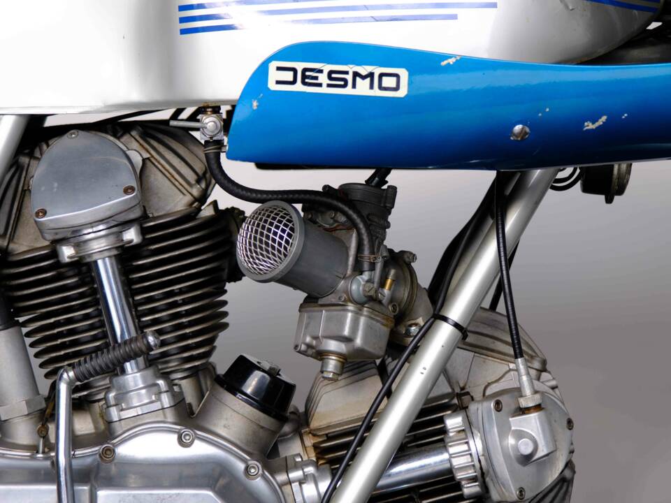 Image 5/54 de Ducati 900 SS (1977)