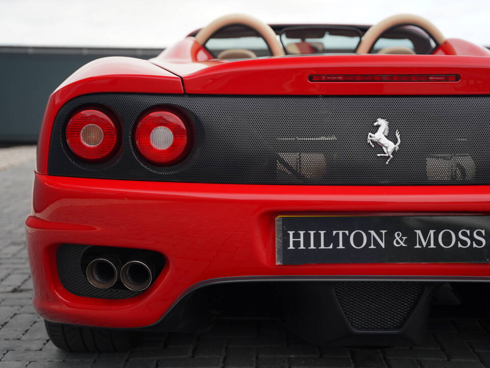 Image 43/50 of Ferrari 360 Spider (2004)
