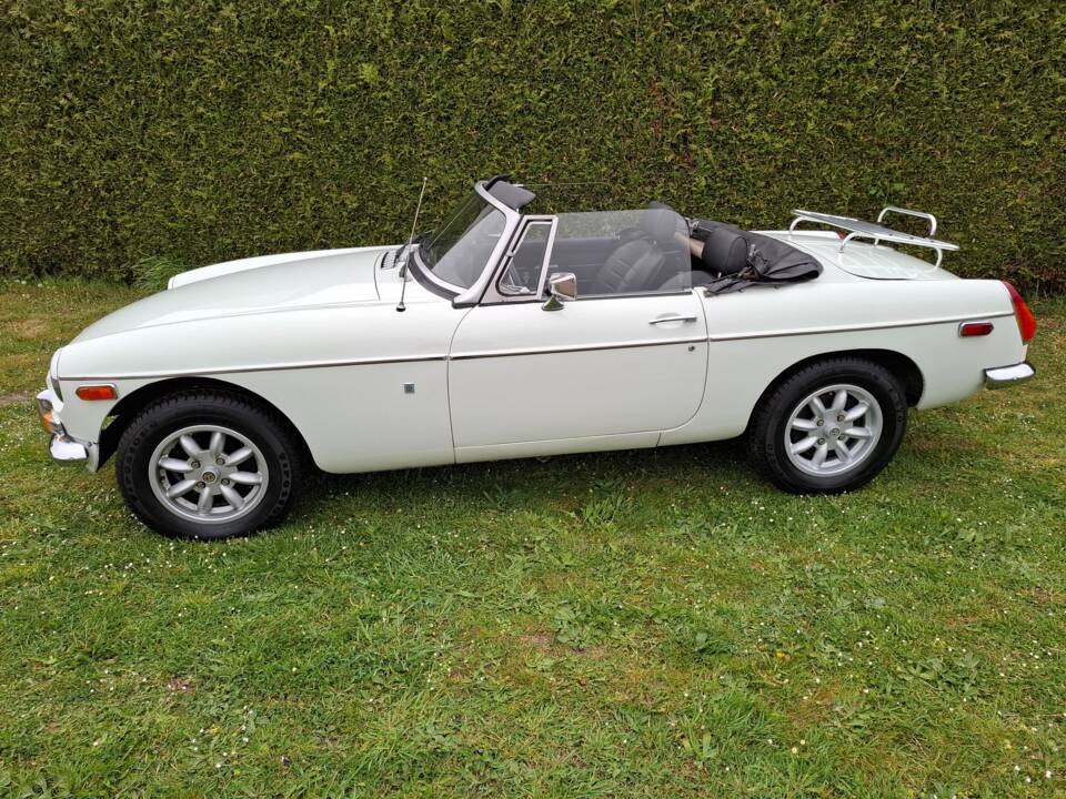 Afbeelding 2/19 van MG MGB (1978)