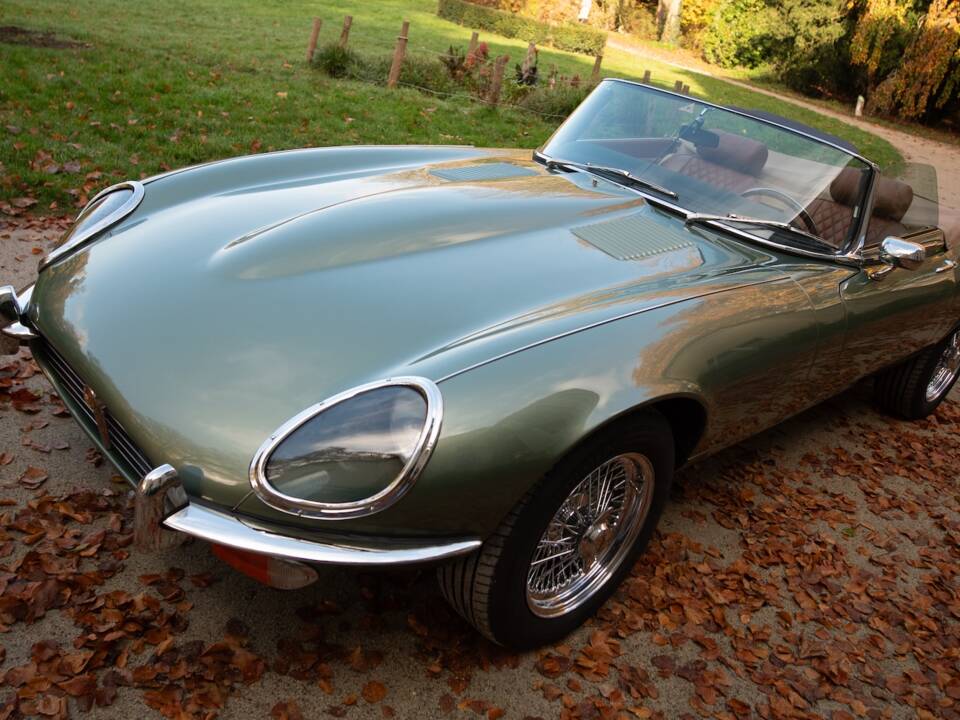 Bild 27/84 von Jaguar E-Type V12 (1973)