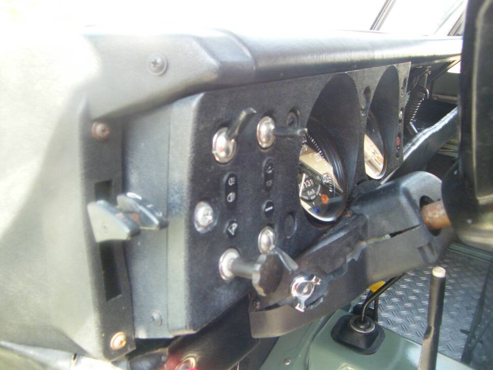 Afbeelding 6/94 van Land Rover 109 (1966)