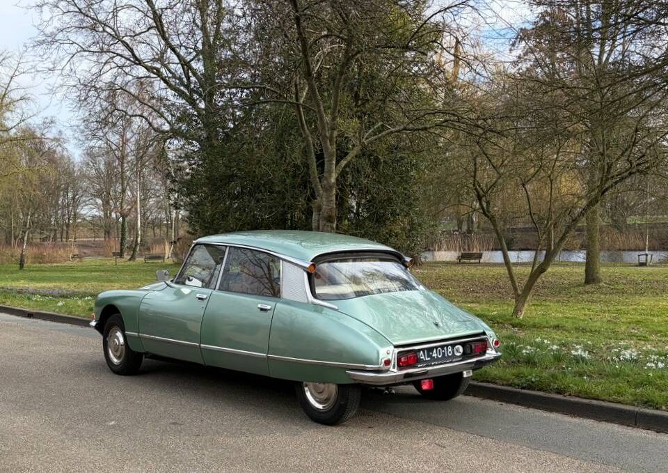 Image 18/26 of Citroën D Super (1971)