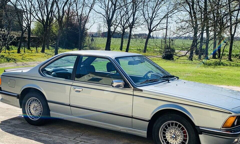 Obraz 4/6 pojazdu BMW 635 CSi (1984)