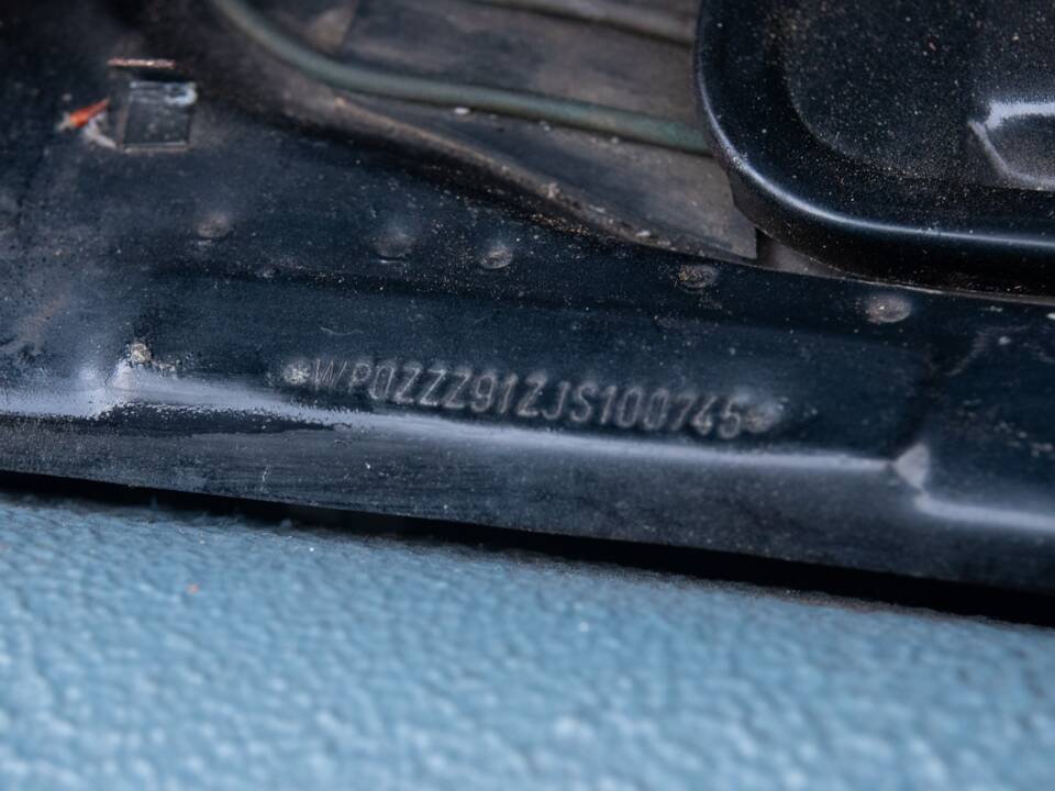 Bild 33/50 von Porsche 911 Carrera 3.2 (1988)