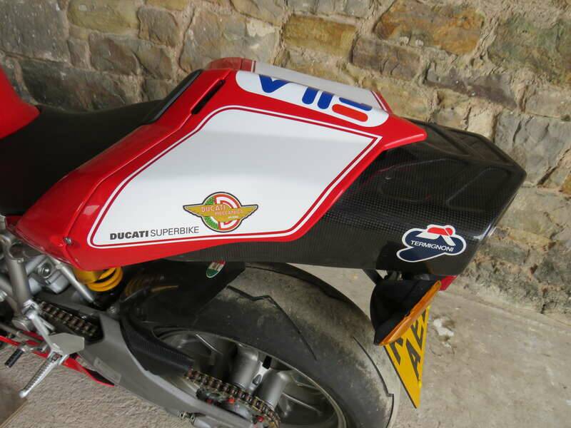 Bild 22/42 von Ducati DUMMY (2002)