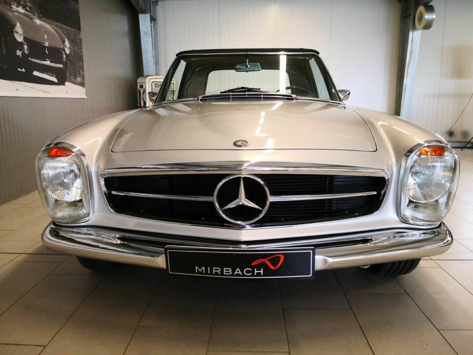 Image 3/15 de Mercedes-Benz 230 SL (1964)