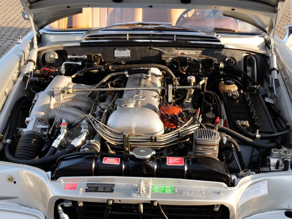 Bild 40/50 von Mercedes-Benz 300 SE (1967)