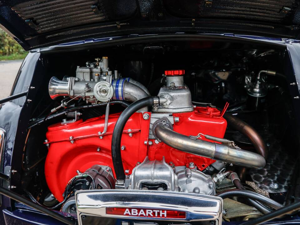 Image 5/45 of FIAT 500 L (1972)