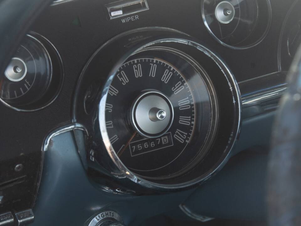 Image 18/50 of Ford Mustang 200 (1967)