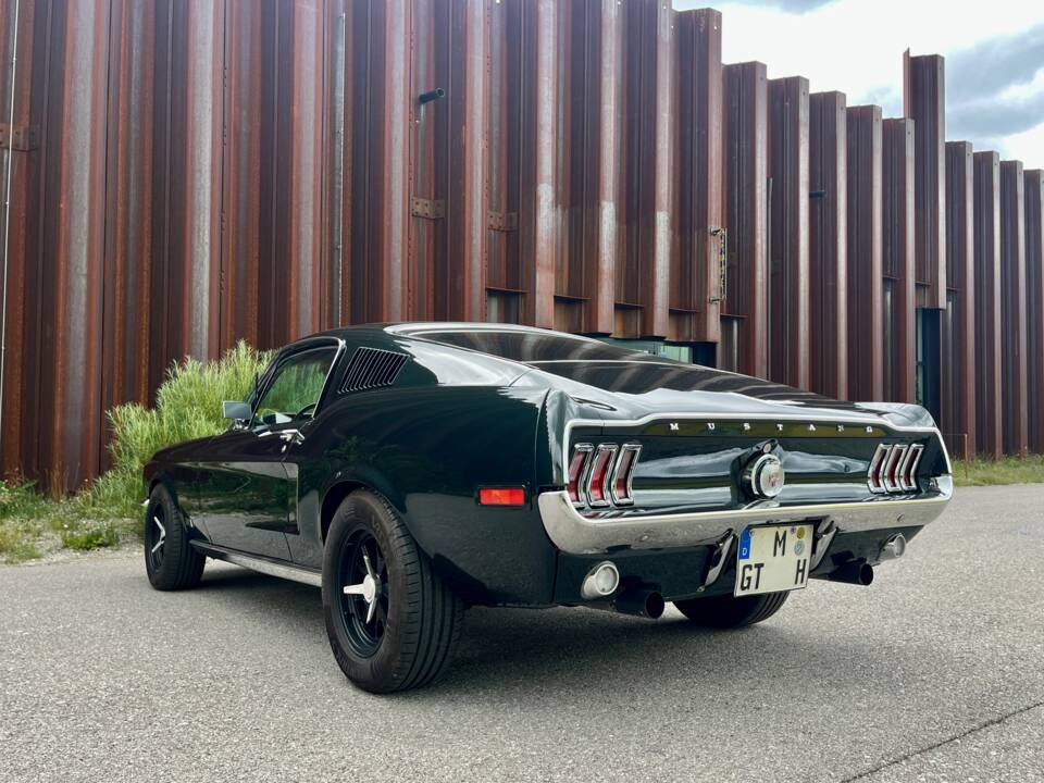 Image 17/49 of Ford Mustang GT 390 (1967)