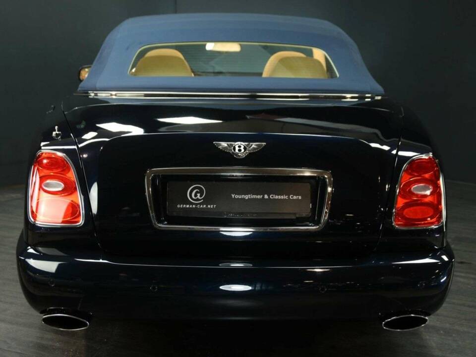 Image 36/49 de Bentley Azure (2006)