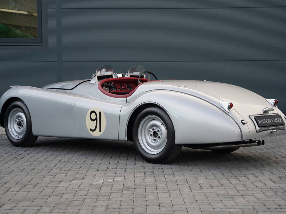 Image 2/50 of Jaguar XK 120 C (C-Type) (1951)