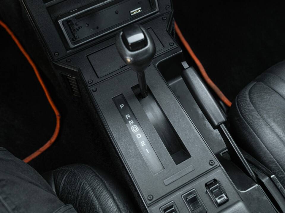 Image 38/50 of Chevrolet Camaro Z28 (1992)