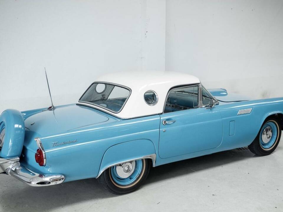Image 24/41 of Ford Thunderbird (1956)