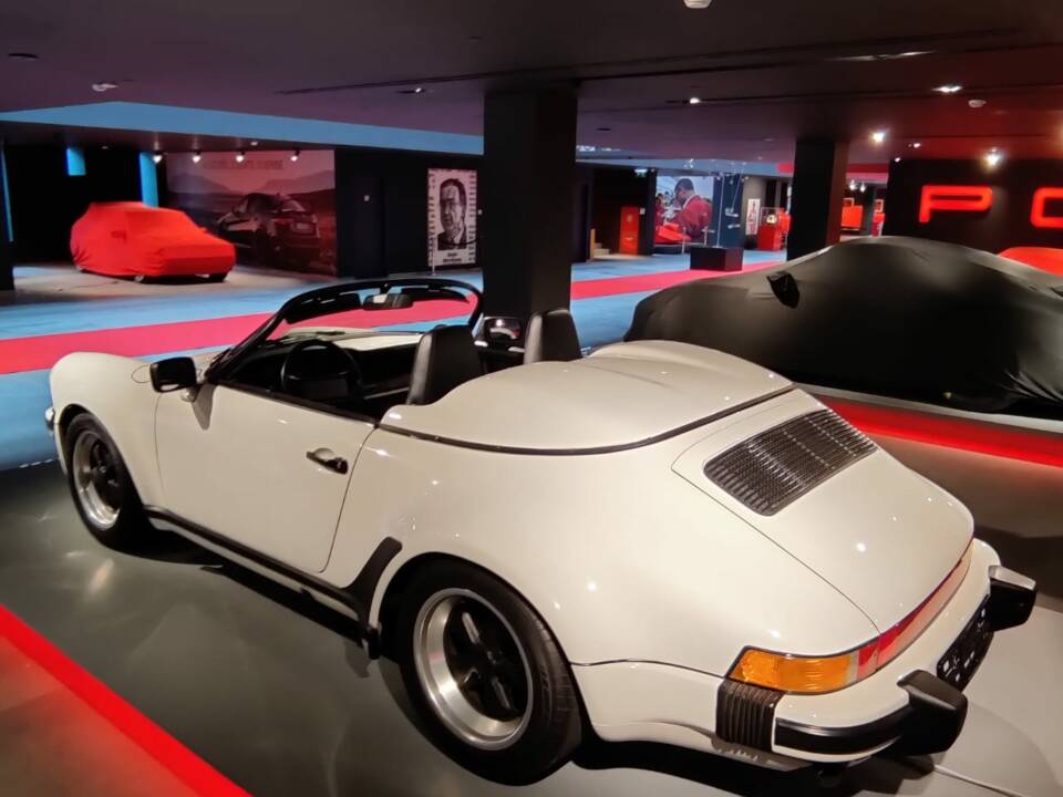 Imagen 4/8 de Porsche 911 Speedster 3.2 (1989)