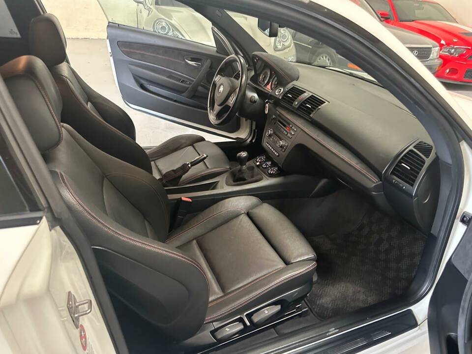 Bild 38/60 von BMW 1er M Coupé (2012)