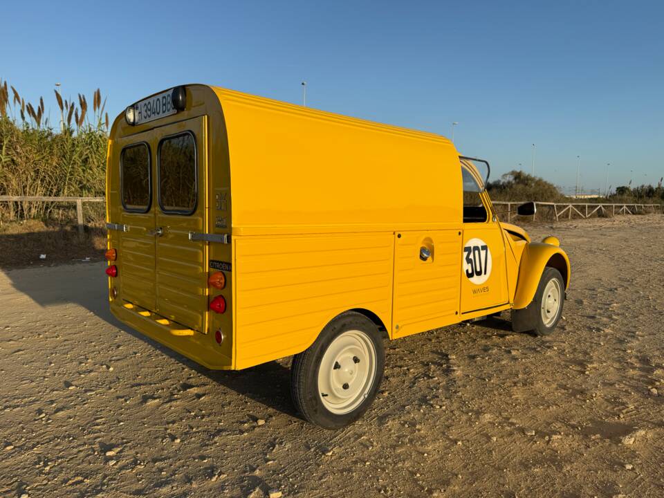 Image 6/10 de Citroën AK 350 (1976)