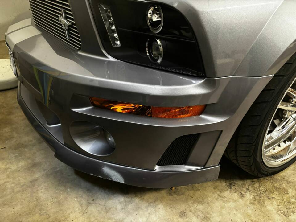 Image 49/60 of Ford Mustang GT (2005)
