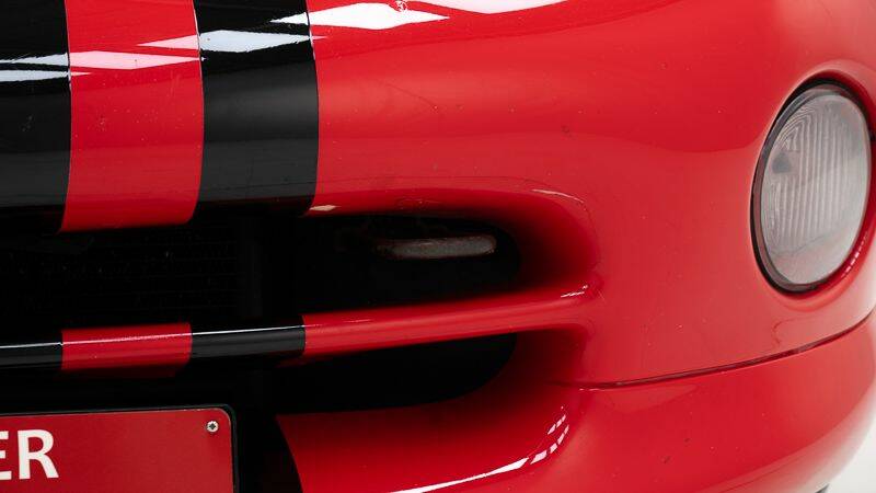 Image 15/15 of Chrysler Viper RT/10 (1994)